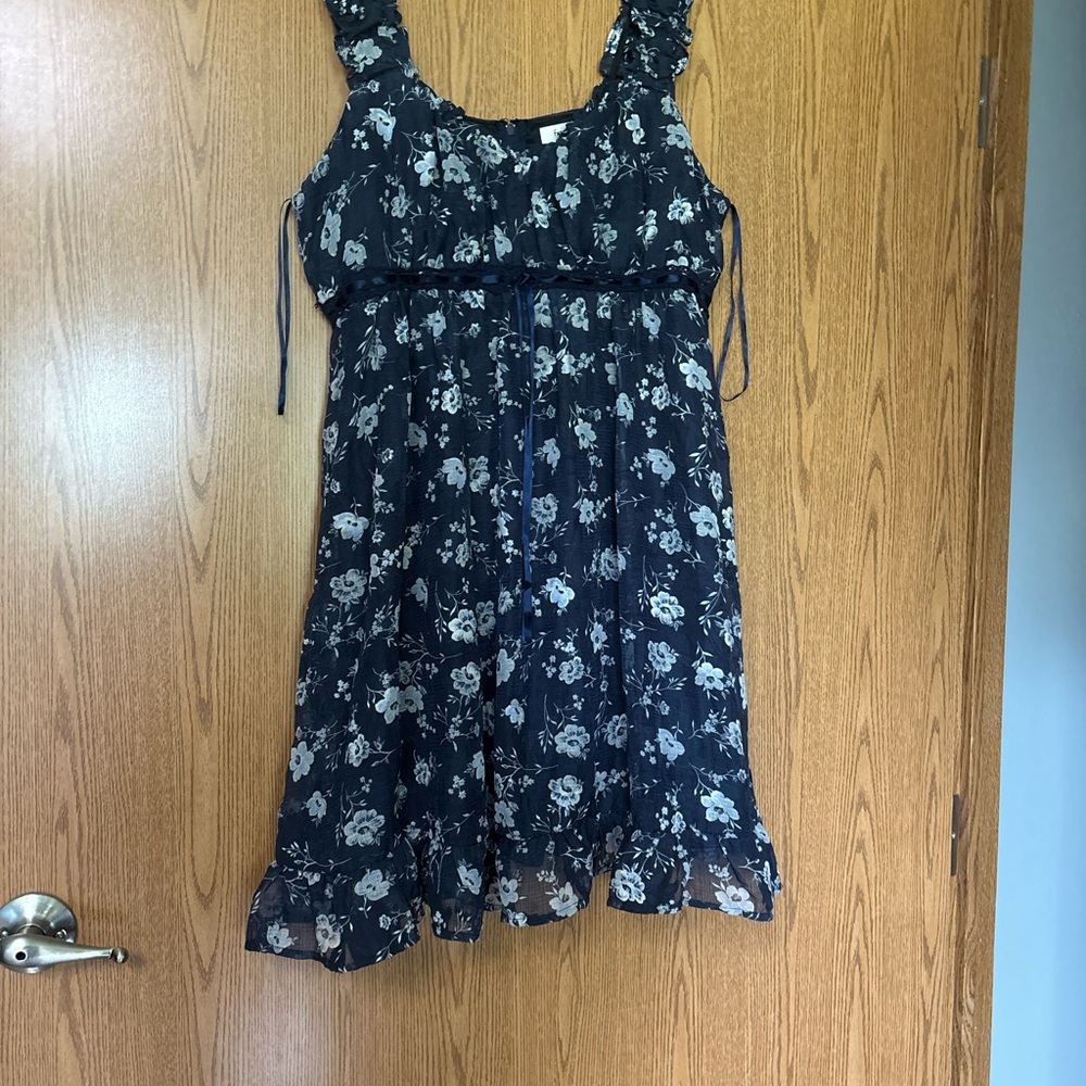 Francesca's Navy & White Floral Ruffled Strap Dress